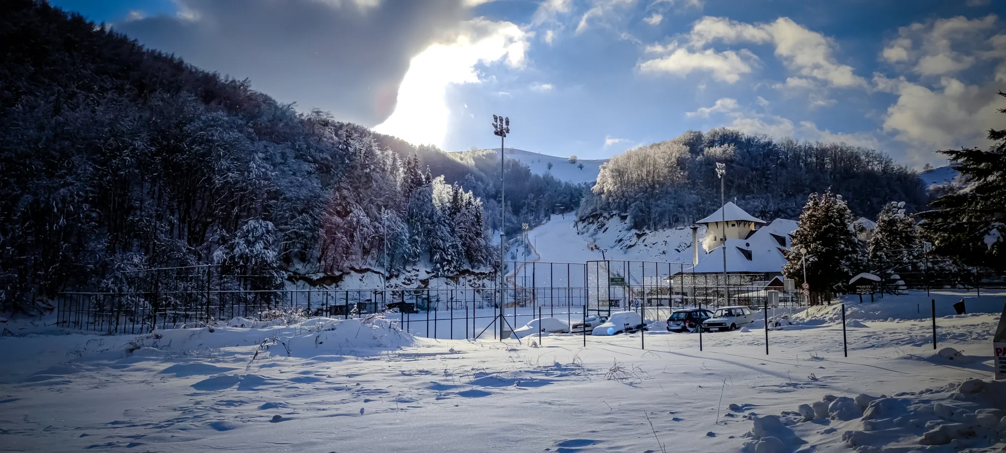 Ski staza Junior prekoputa apartmana